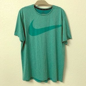 Nike DriFit Polyester Green Workout Shirt Tennis